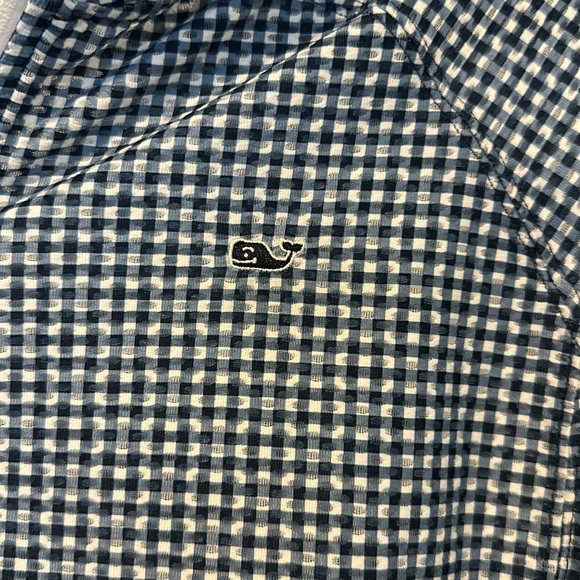 Vineyard Vines Performance Quarter-Zip Pullover - Picture 3 of 3